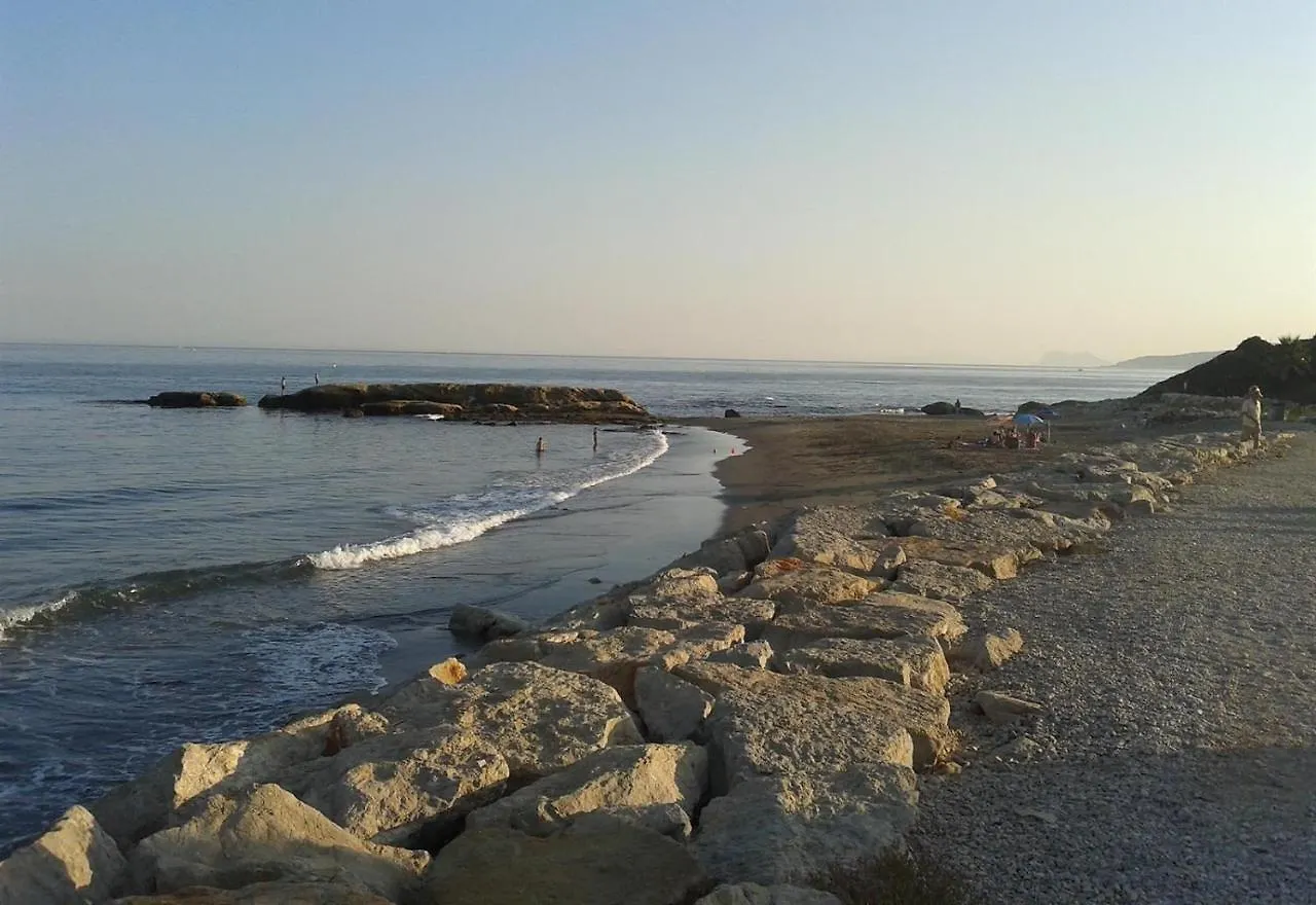 Estepona Villa Sea Front 0*,  Spain
