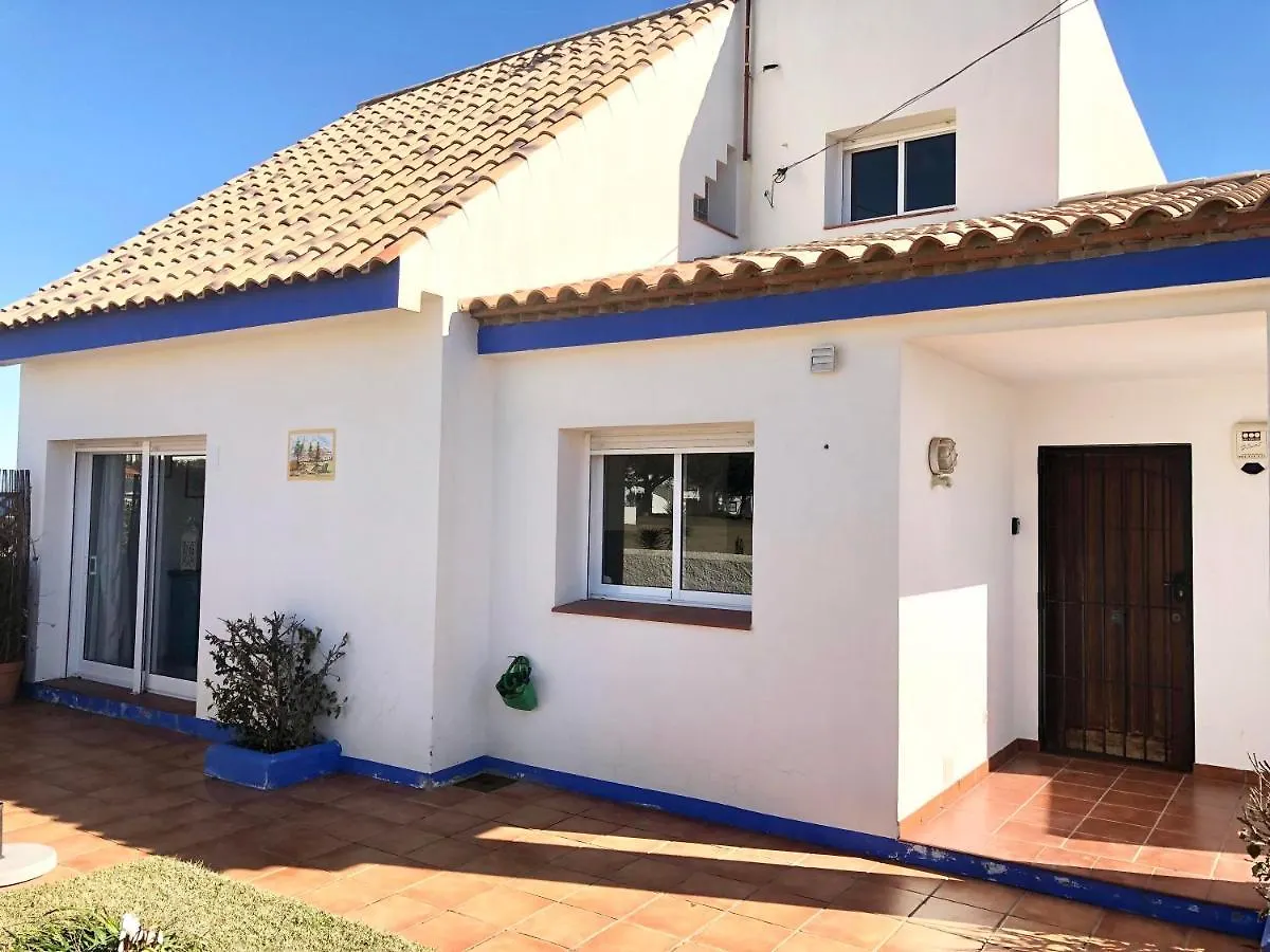 Estepona Villa Sea Front location